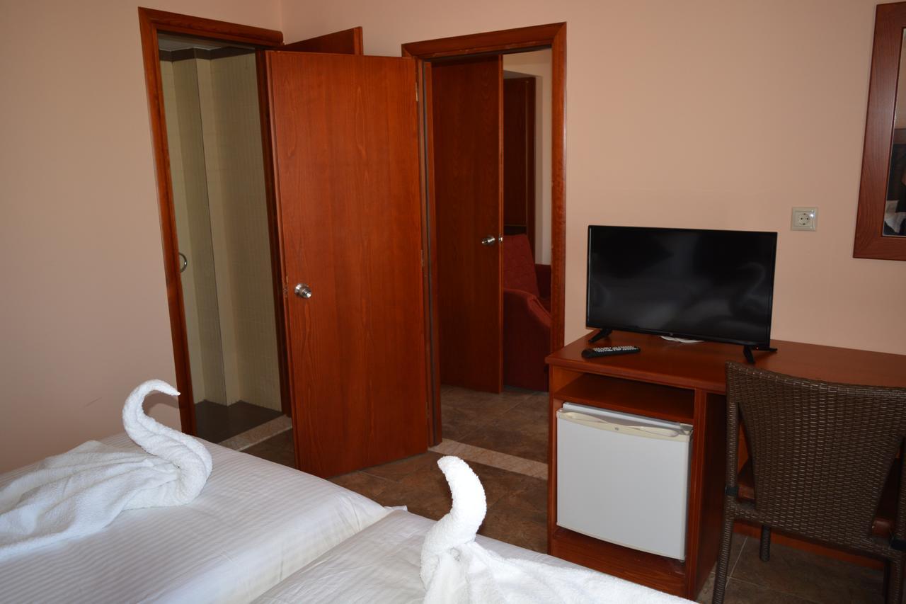 Americana Hotel コス・タウン エクステリア 写真